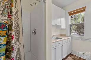 5 W Avon Pkwy, Asheville, NC 28804 - Photo 19