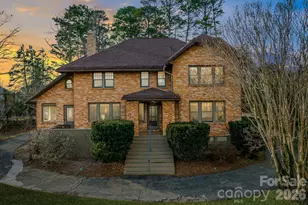5 W Avon Pkwy, Asheville, NC 28804 - Photo 1
