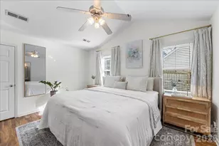 2200 Olde Chantilly Ct, Charlotte, NC 28205 - Photo 17