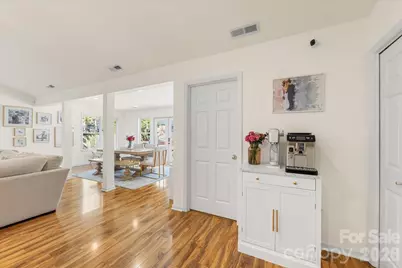 2200 Olde Chantilly Court, Charlotte, NC 28205 - Photo 15