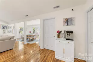 2200 Olde Chantilly Ct, Charlotte, NC 28205 - Photo 15