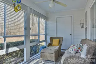 1301 Hyde Park Dr, Asheville, NC 28806 - Photo 15