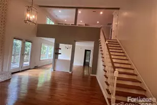 8133 Strawberry Ln, Charlotte, NC 28277 - Photo 7