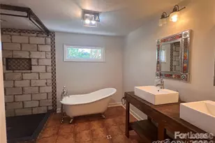 8133 Strawberry Ln, Charlotte, NC 28277 - Photo 19