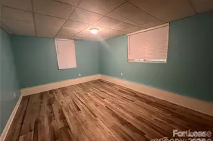 8133 Strawberry Ln, Charlotte, NC 28277 - Photo 33