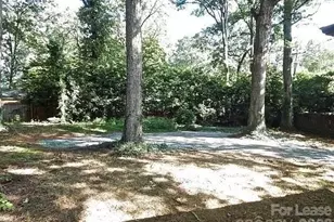 227 N Sharon Amity Rd, Charlotte, NC 28211 - Photo 15