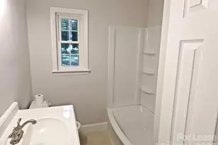 227 N Sharon Amity Rd, Charlotte, NC 28211 - Photo 13