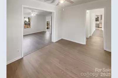 4661 Easthaven Drive, Charlotte, NC 28212 - Photo 11