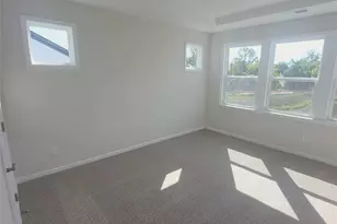 9143 Harwen Ln, Charlotte, NC 28215 - Photo 19