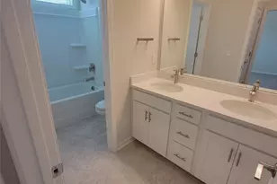 9143 Harwen Ln, Charlotte, NC 28215 - Photo 13