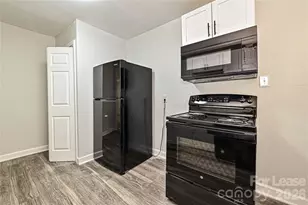 3429 Tappan Pl, Charlotte, NC 28205 - Photo 9