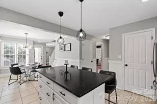 1130 Montford Dr, Charlotte, NC 28209 - Photo 11