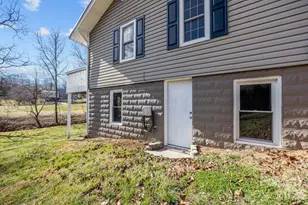 107 Axley St, Canton, NC 28716 - Photo 37