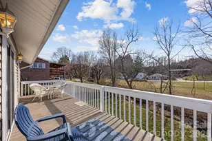 107 Axley St, Canton, NC 28716 - Photo 31