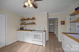 107 Axley St, Canton, NC 28716 - Photo 11