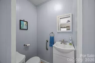 107 Axley St, Canton, NC 28716 - Photo 13