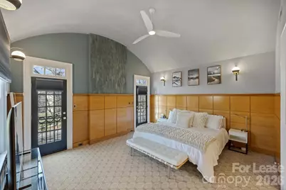 1124 Dilworth Crescent Row, Charlotte, NC 28203 - Photo 25