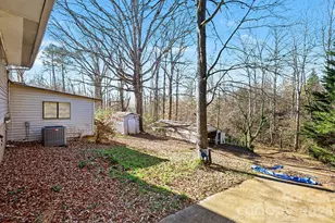 2601 Devon Dr, Dallas, NC 28034 - Photo 5