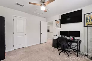 6832 Ludell Ln, Charlotte, NC 28215 - Photo 19