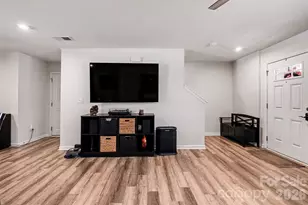 6832 Ludell Ln, Charlotte, NC 28215 - Photo 13