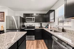 6832 Ludell Ln, Charlotte, NC 28215 - Photo 7