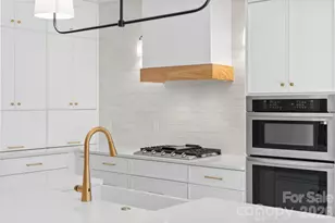 55 Johnson Dr, Asheville, NC 28804 - Photo 5