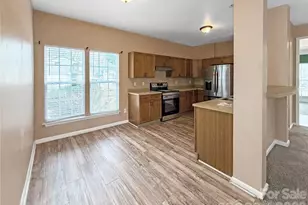 460 Mables Ct, Statesville, NC 28677 - Photo 5