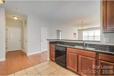 1000 E Woodlawn Road #201, Charlotte, NC 28209 - Photo 7