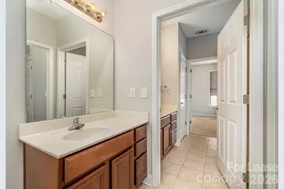 1000 E Woodlawn Road #201, Charlotte, NC 28209 - Photo 15