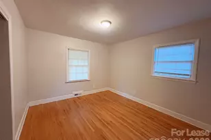 1915 Birchcrest Dr, Charlotte, NC 28205 - Photo 15