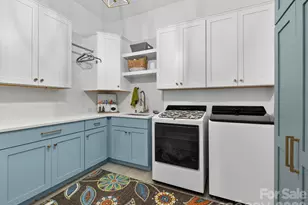 237 Wheatberry Hill Dr, Matthews, NC 28104 - Photo 19