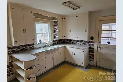 4061 Springs Road, Conover, NC 28613 - Photo 5