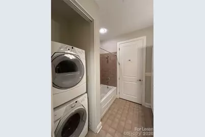 230 S Tryon Street #603, Charlotte, NC 28202 - Photo 9