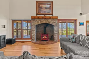 498 Pinnacle Pkwy, Union Mills, NC 28167 - Photo 3