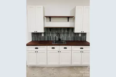 1295 N Main Avenue, Newton, NC 28658 - Photo 11