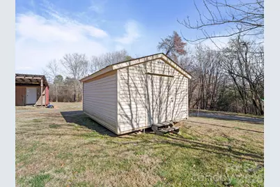 1429 Doggett Road, Forest City, NC 28043 - Photo 27