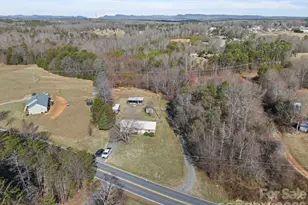 1429 Doggett Rd, Forest City, NC 28043 - Photo 25