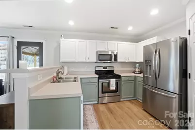 8854 Laurel Run Drive, Charlotte, NC 28269 - Photo 9