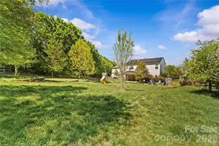 8854 Laurel Run Dr, Charlotte, NC 28269 - Photo 29