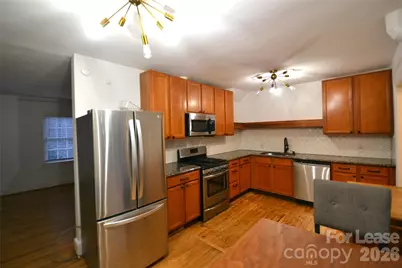 230 N Dotger Avenue, Charlotte, NC 28207 - Photo 7