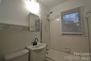 230 N Dotger Ave, Charlotte, NC 28207 - Photo 17