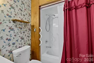 408 Spring St NW, Lenoir, NC 28645 - Photo 29