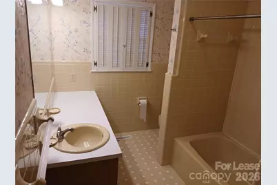 120 Wedgewood Drive, Morganton, NC 28655 - Photo 13