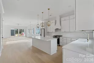 2804 Grimes St, Charlotte, NC 28206 - Photo 5