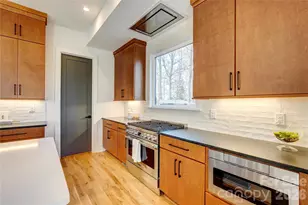 4321 Raney Way, Charlotte, NC 28205 - Photo 7