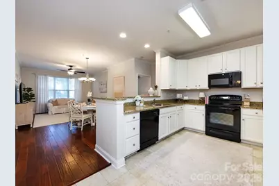 1000 E Woodlawn Road #113, Charlotte, NC 28209 - Photo 5