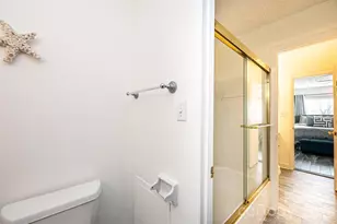 1050 21st Ave NW, Hickory, NC 28601 - Photo 15