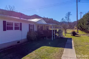 7581 Hwy 441 Hwy S, Sylva, NC 28779 - Photo 35