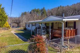 7581 Hwy 441 Hwy S, Sylva, NC 28779 - Photo 3