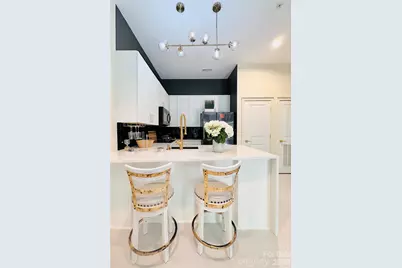 671 N Alexander Street, Charlotte, NC 28202 - Photo 3